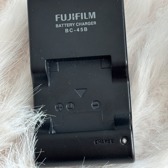 [Near Mint] Fujifilm FinePix J30 12.2MP Black Compact Digital Camera - Picture 3 of 7
